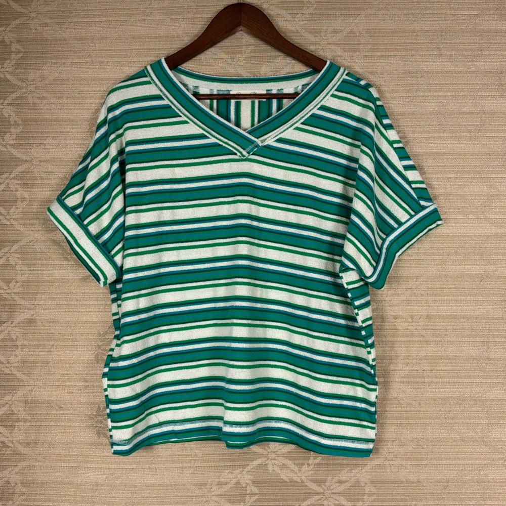 Doe & Rae Green Striped V-Neck Top (tagged Small oversized -fits a large)